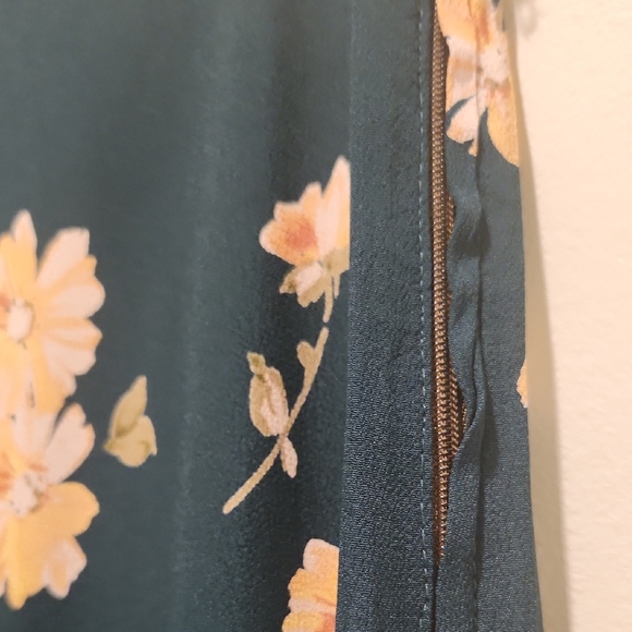 Floral A-Line Skirt - Green and Cream - Picture 6 of 7